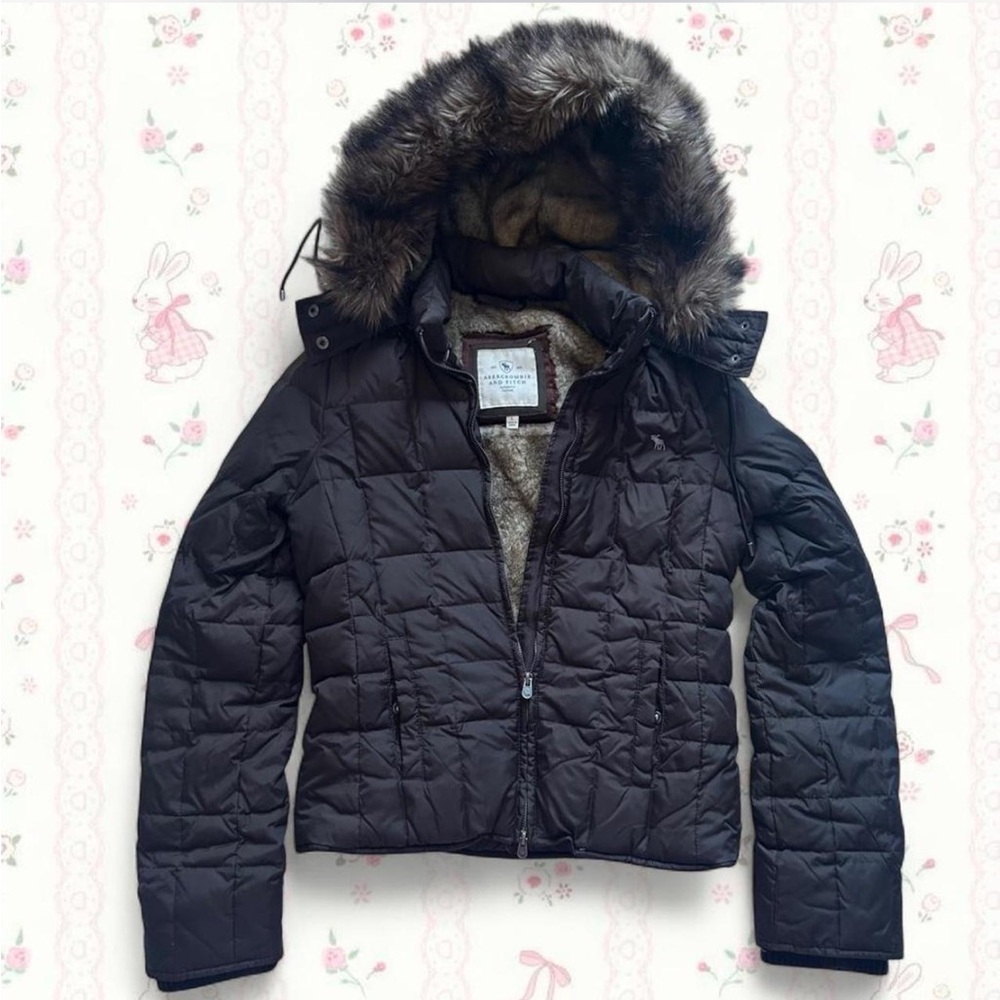 Brown Abercrombie & Fitch fur-lined fur hood jacket‎ Twilight Bella Swan grail